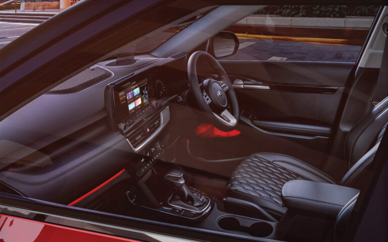 seltos_interiors_right